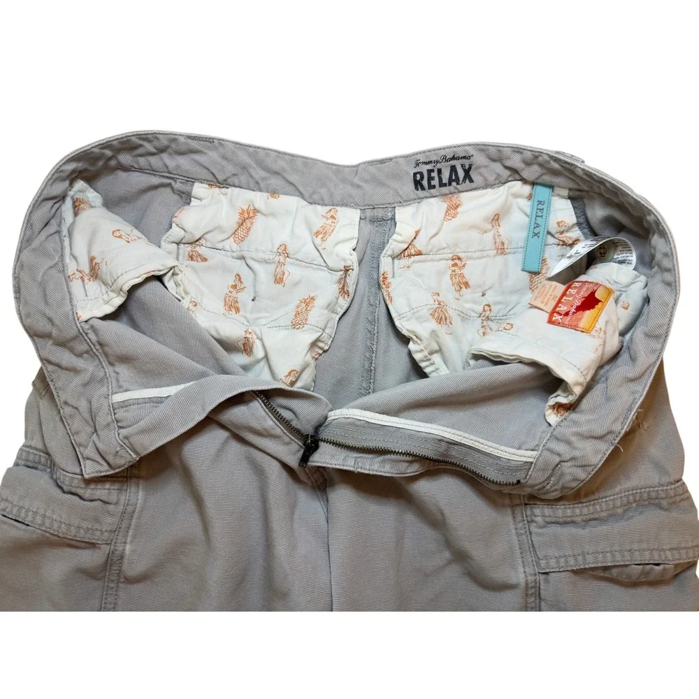 Tommy Bahama Cargo Shorts Mens 32 Grey Good Relax Utility Island Tropical
